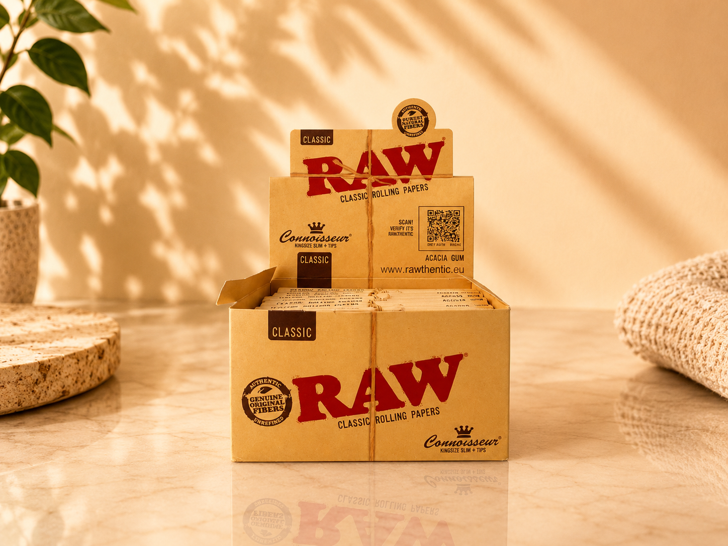 RAW Connoisseur King Size Slim + Tips | Papel de Liar con Boquillas